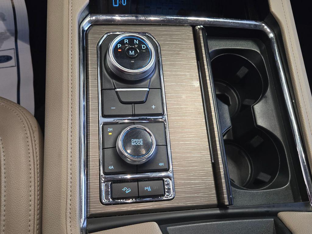 used 2024 Ford Expedition car, priced at $49,000