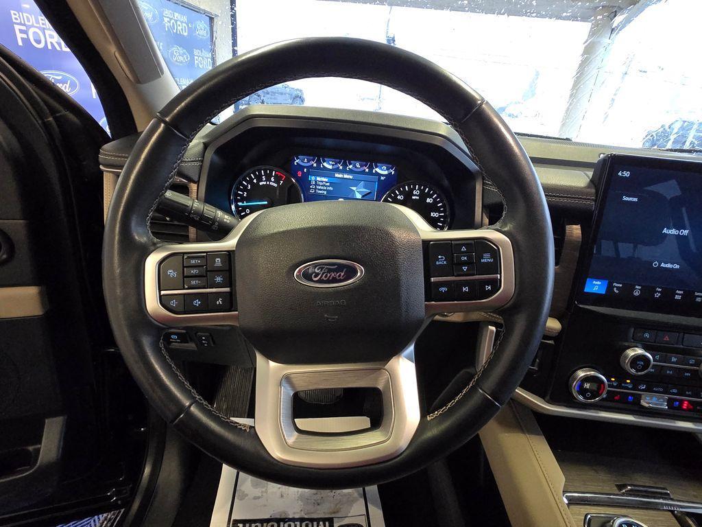 used 2024 Ford Expedition car, priced at $49,000