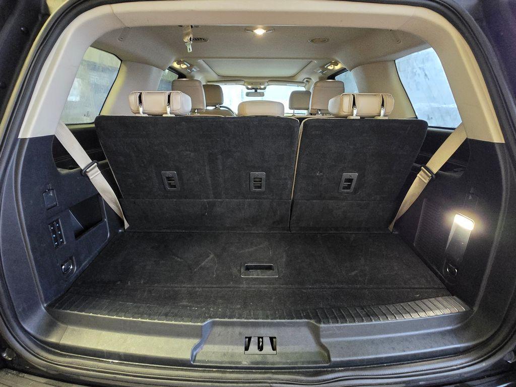 used 2024 Ford Expedition car, priced at $49,000