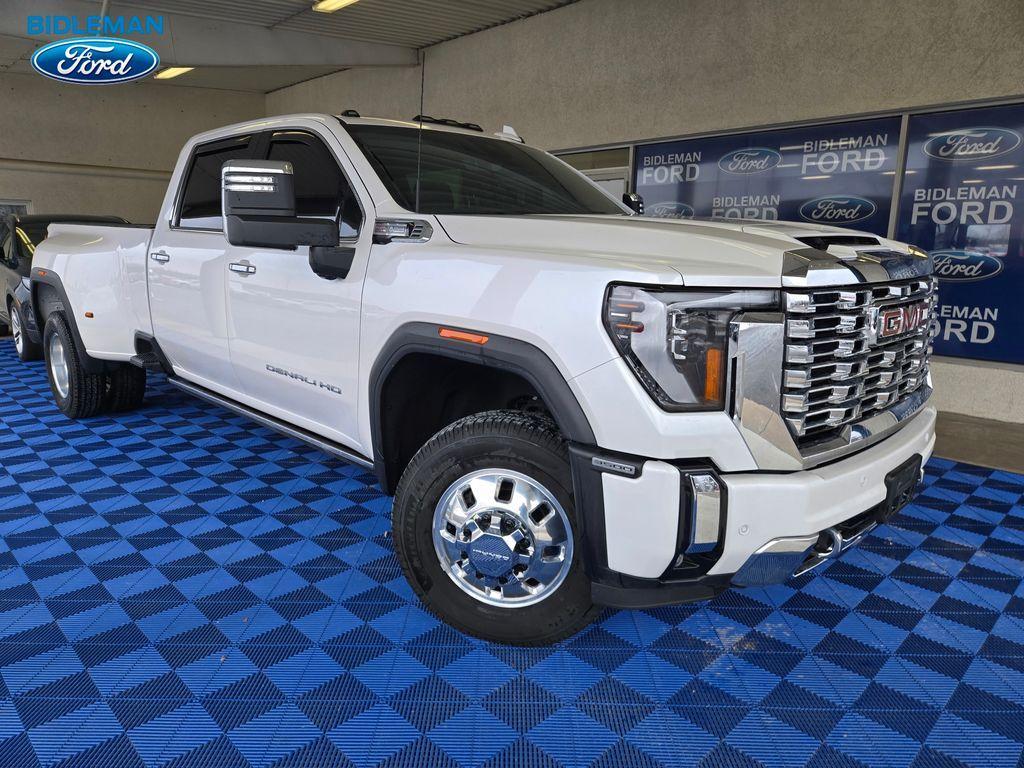 used 2024 GMC Sierra 3500 car, priced at $70,000