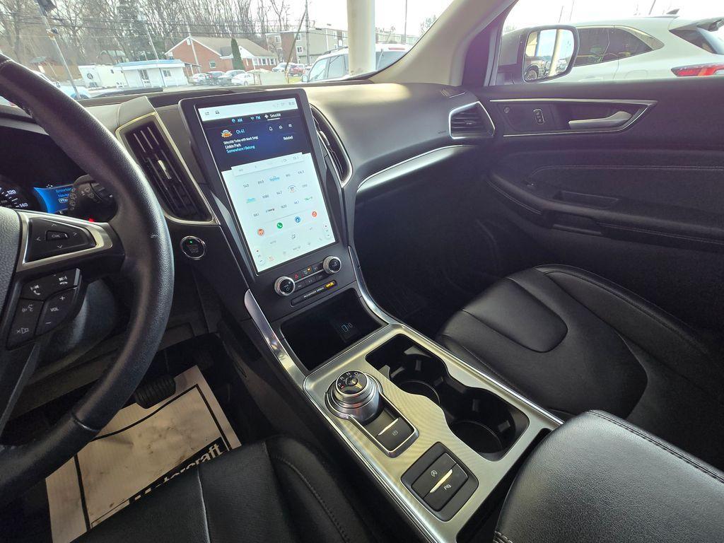 used 2022 Ford Edge car, priced at $28,445