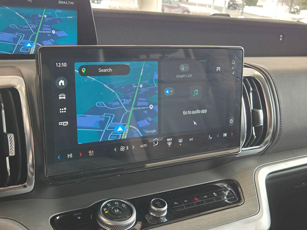 used 2025 Ford Expedition car, priced at $70,000