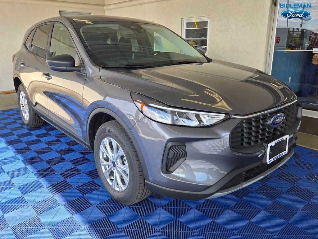 new 2025 Ford Escape car, priced at $25,999