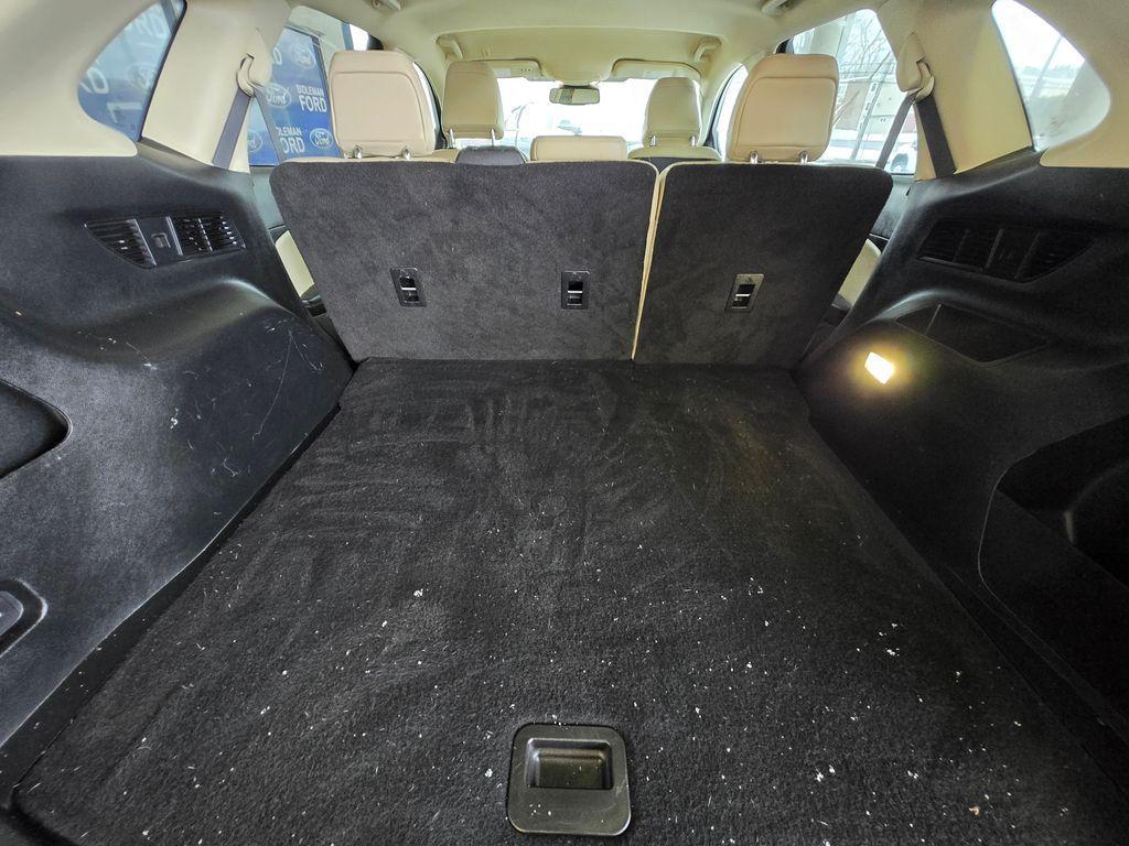 used 2022 Ford Edge car, priced at $25,000