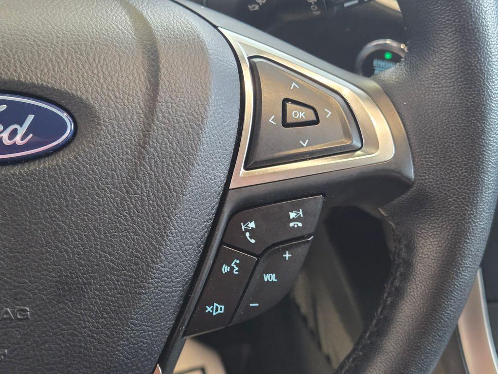 used 2022 Ford Edge car, priced at $25,000