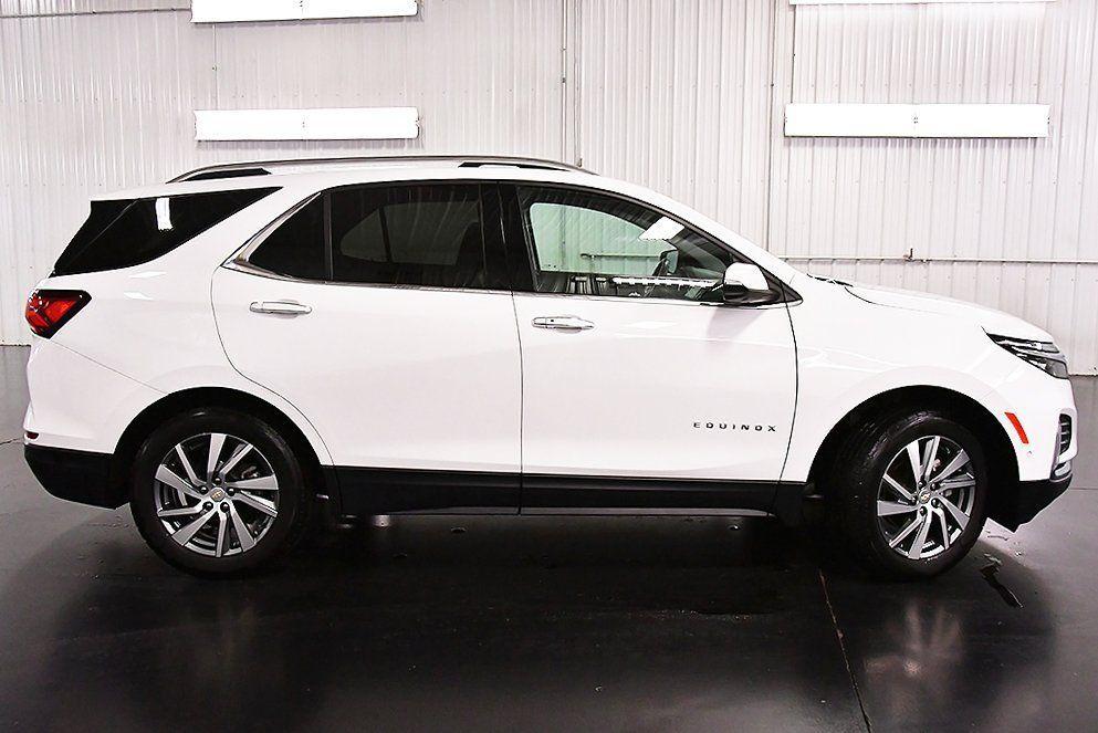 used 2022 Chevrolet Equinox car, priced at $23,337
