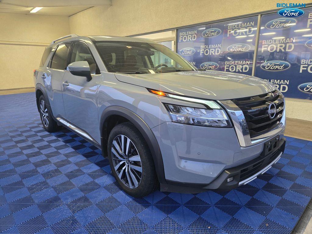 used 2022 Nissan Pathfinder car, priced at $30,000