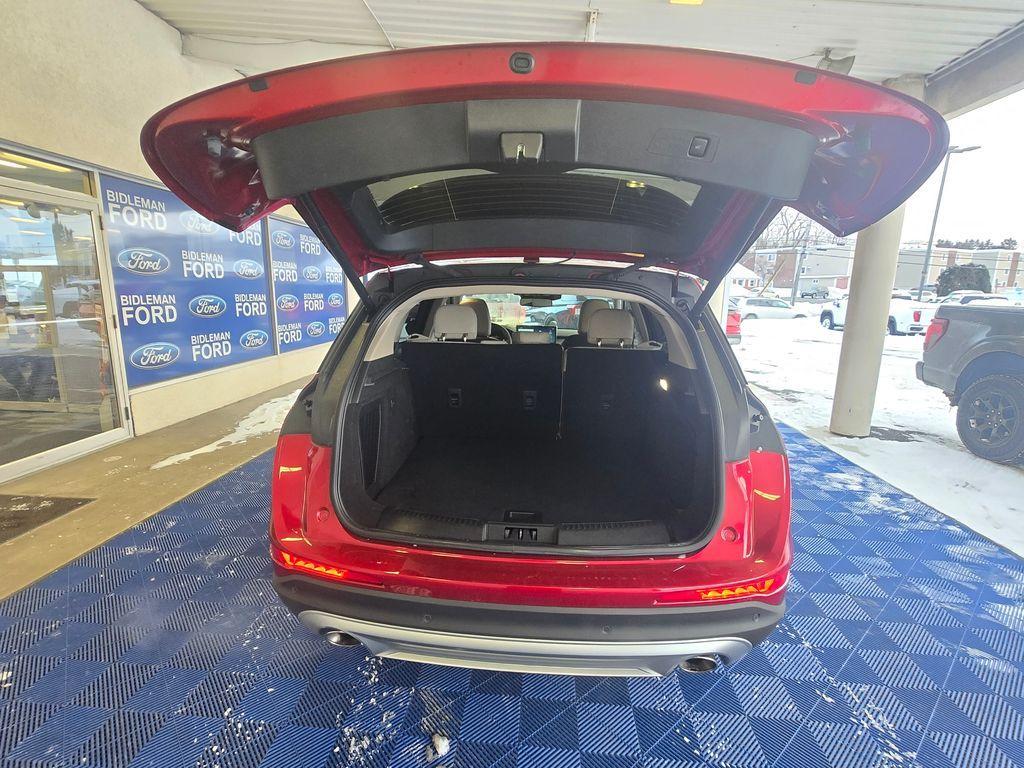 used 2025 Lincoln Corsair car, priced at $40,795