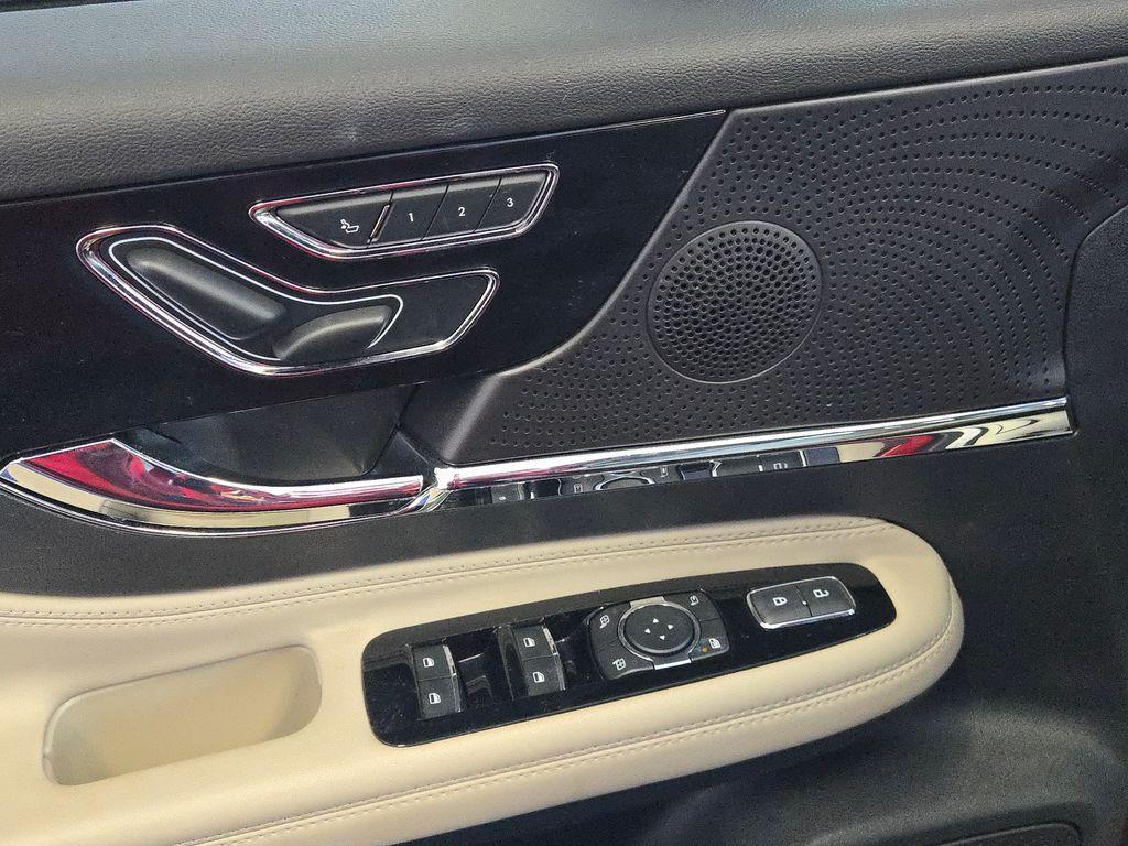 used 2025 Lincoln Corsair car, priced at $40,795