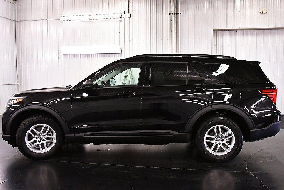 new 2026 Ford Explorer car, priced at $39,069