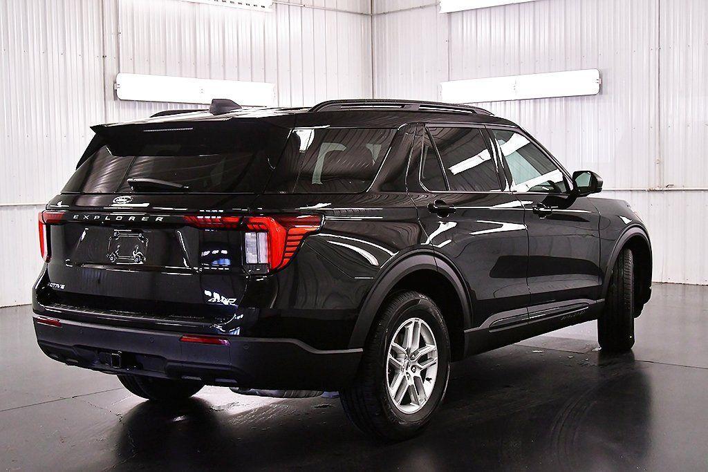 new 2026 Ford Explorer car, priced at $39,069