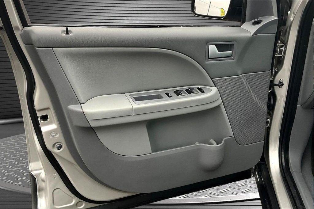 used 2006 Ford Freestyle car, priced at $5,450