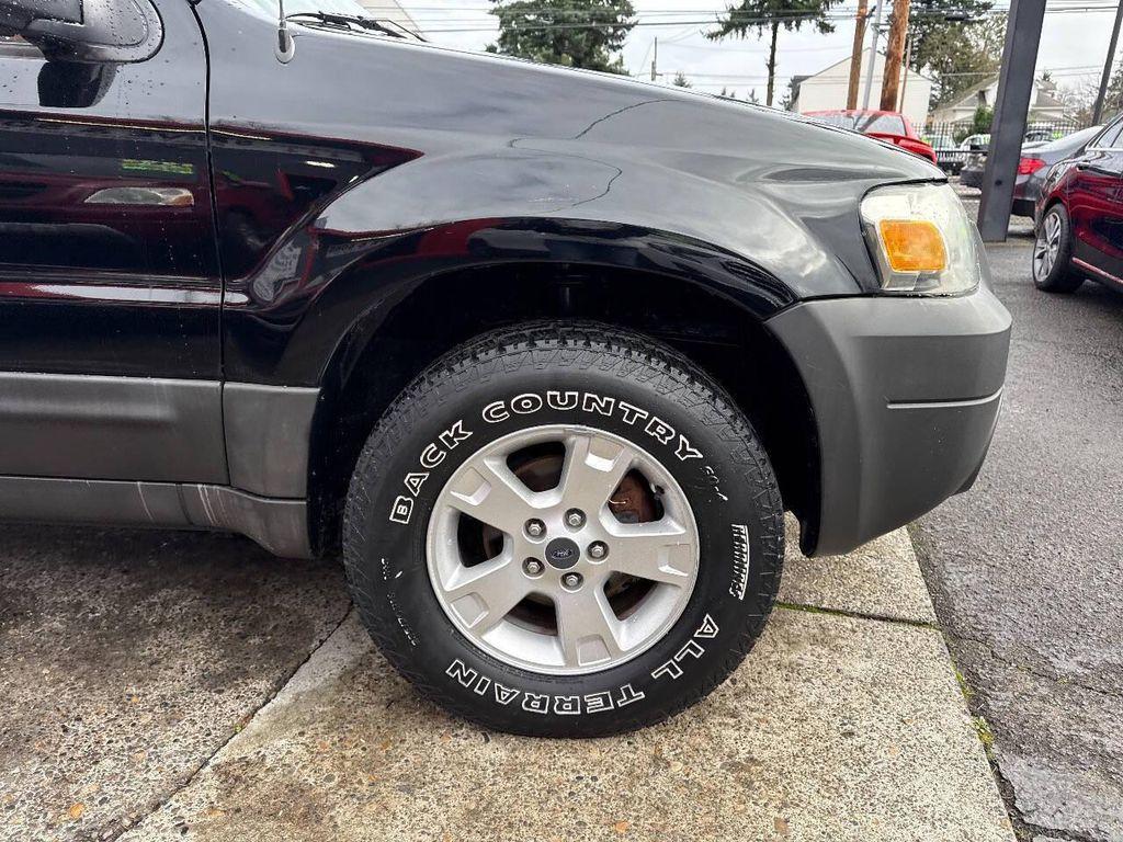 used 2006 Ford Escape car, priced at $5,995