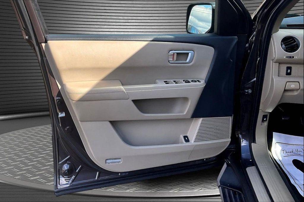 used 2012 Honda Pilot car, priced at $8,995