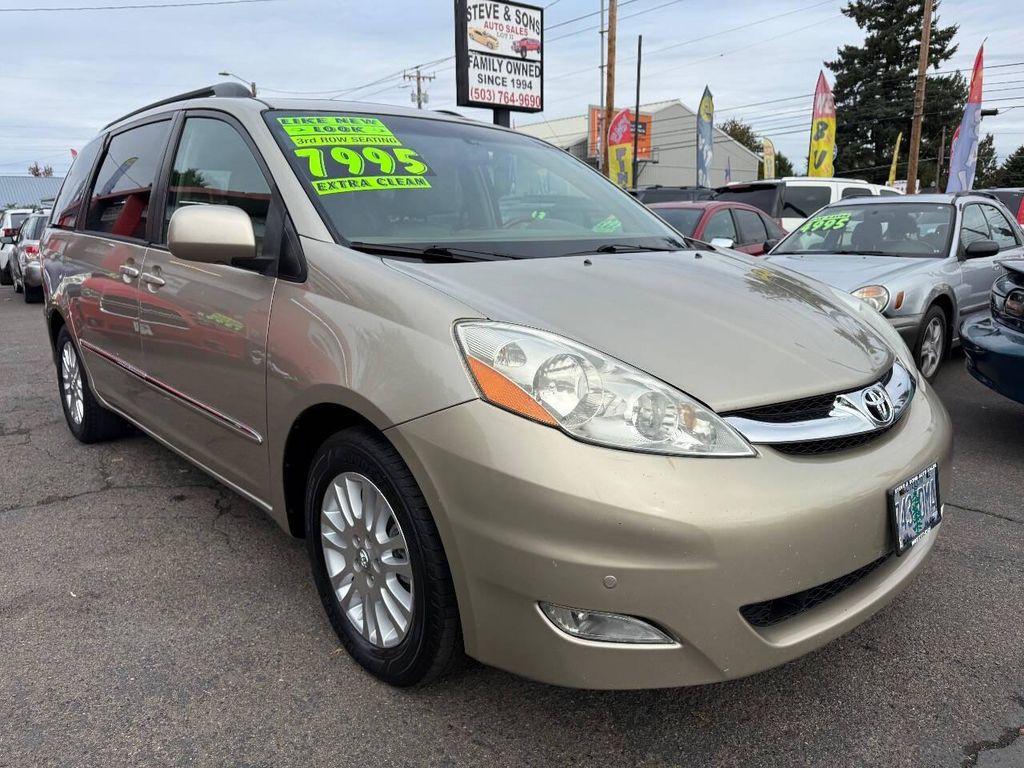 used 2007 Toyota Sienna car, priced at $6,981