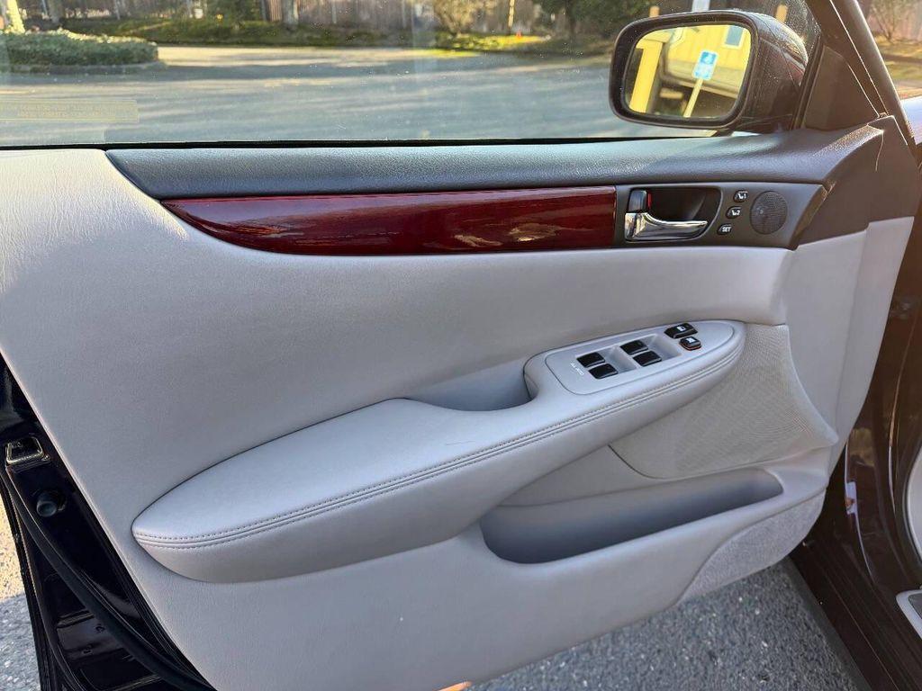 used 2002 Lexus ES 300 car, priced at $6,995