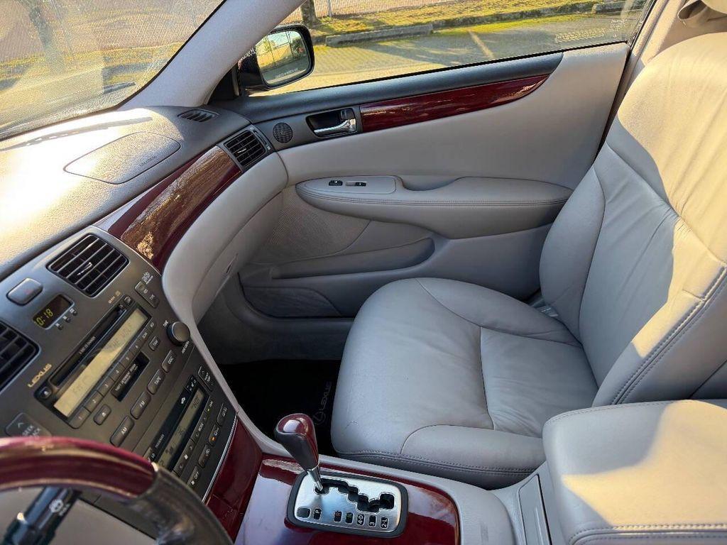 used 2002 Lexus ES 300 car, priced at $6,995