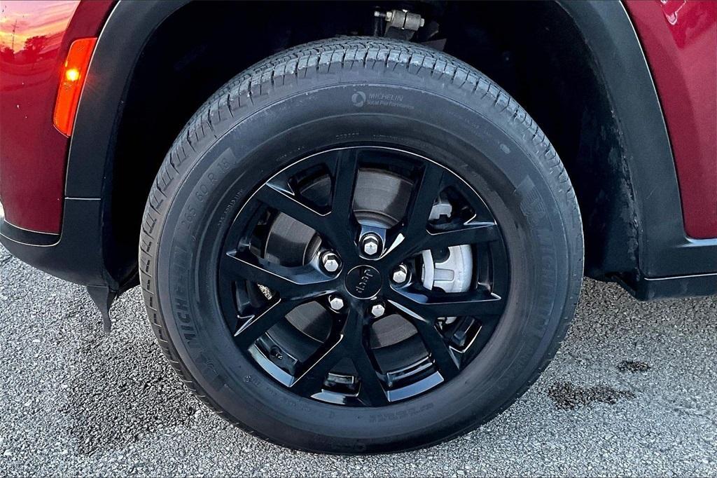 used 2025 Jeep Grand Cherokee L car, priced at $39,311