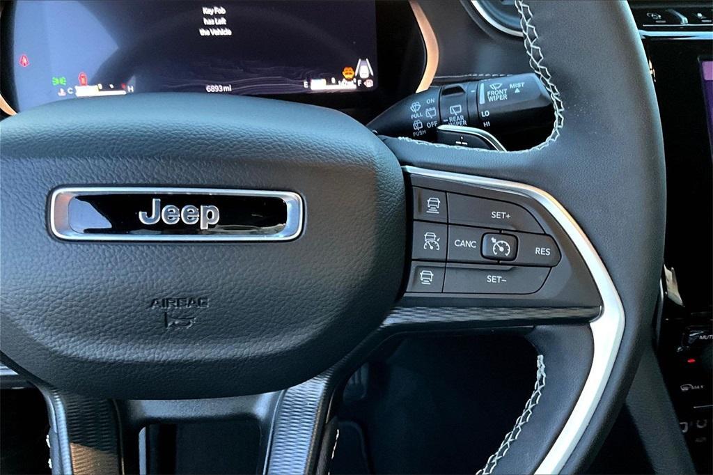 used 2025 Jeep Grand Cherokee L car, priced at $39,311