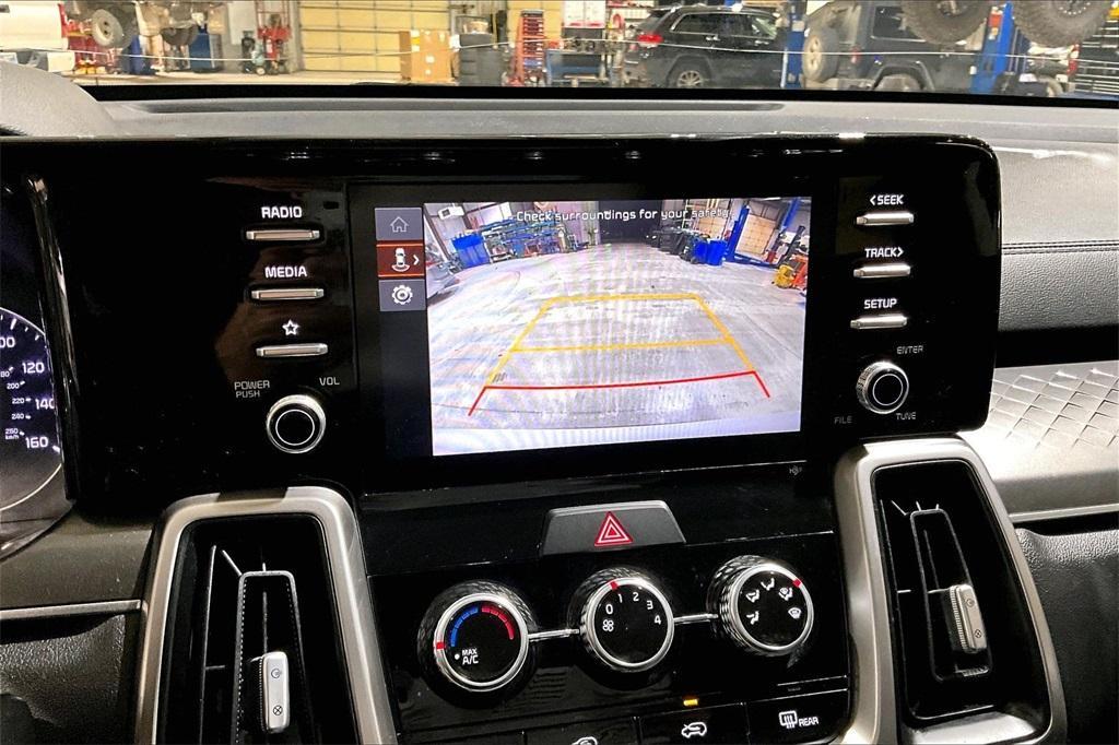 used 2022 Kia Sorento car, priced at $20,011