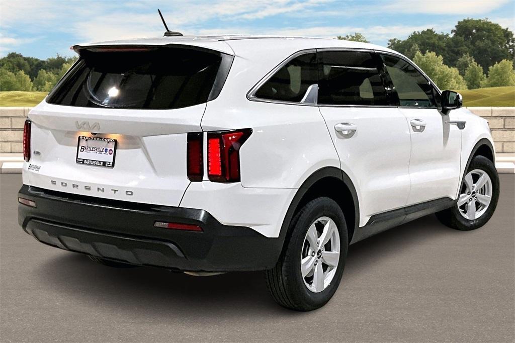 used 2022 Kia Sorento car, priced at $20,011