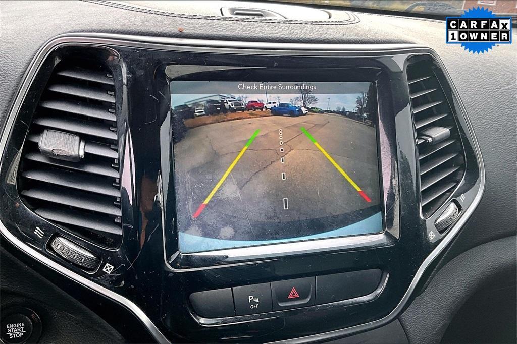 used 2019 Jeep Cherokee car, priced at $15,211