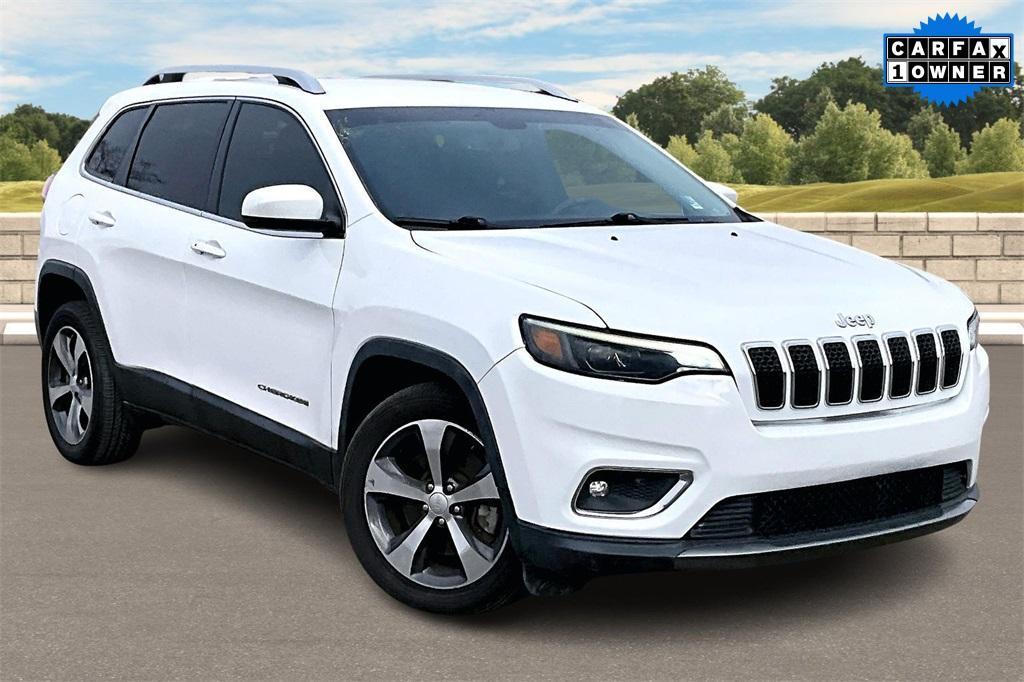 used 2019 Jeep Cherokee car, priced at $15,211