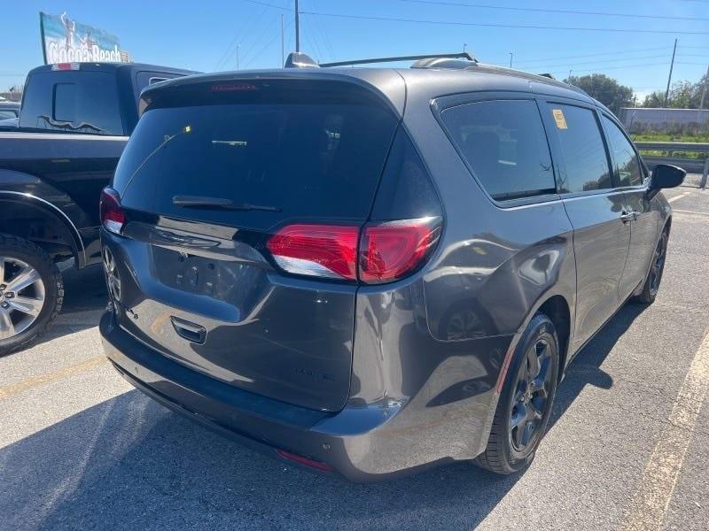 used 2018 Chrysler Pacifica car, priced at $18,511
