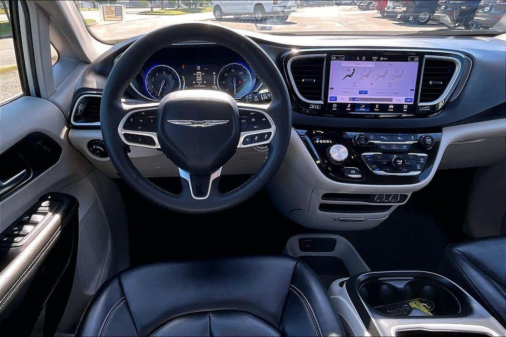 used 2024 Chrysler Pacifica car, priced at $28,609