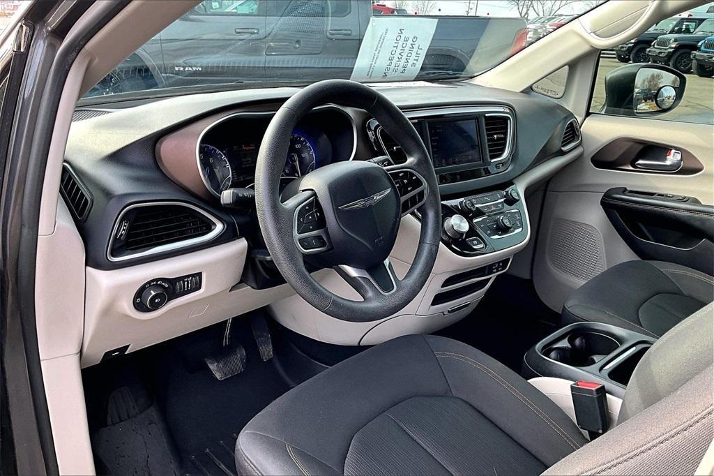used 2019 Chrysler Pacifica car, priced at $15,411