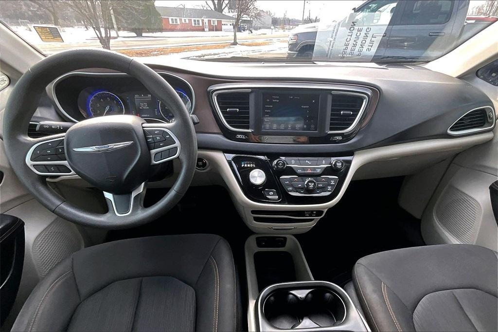 used 2019 Chrysler Pacifica car, priced at $15,411