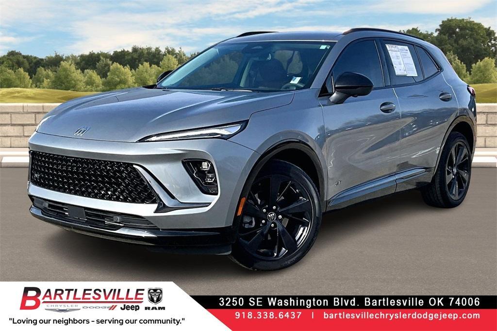 used 2025 Buick Envision car, priced at $32,511