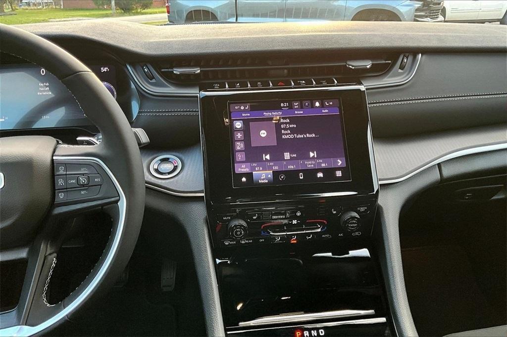 new 2025 Jeep Grand Cherokee car, priced at $34,853