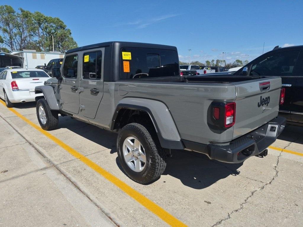 used 2023 Jeep Gladiator car, priced at $31,211