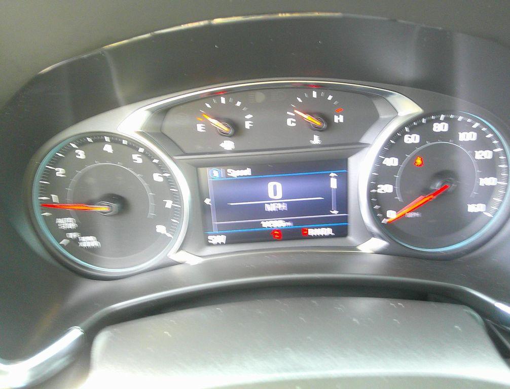 used 2024 Chevrolet Equinox car, priced at $27,800