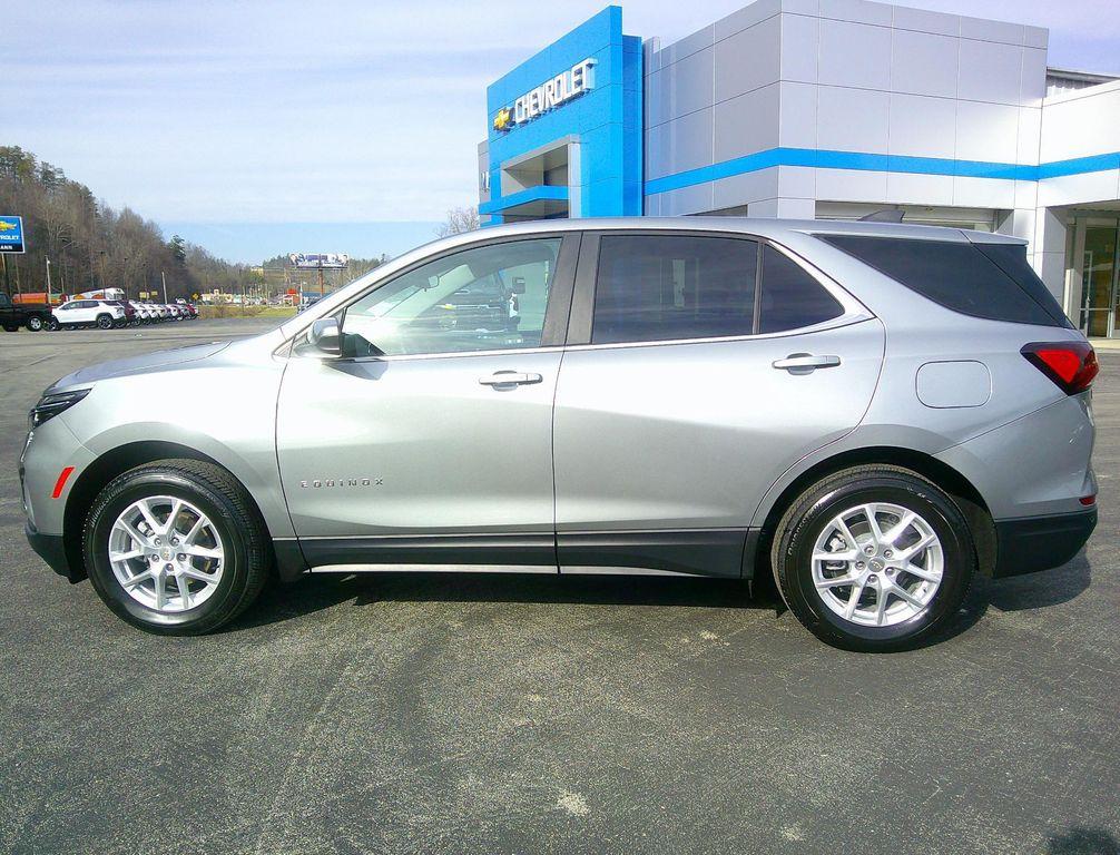used 2024 Chevrolet Equinox car, priced at $27,800