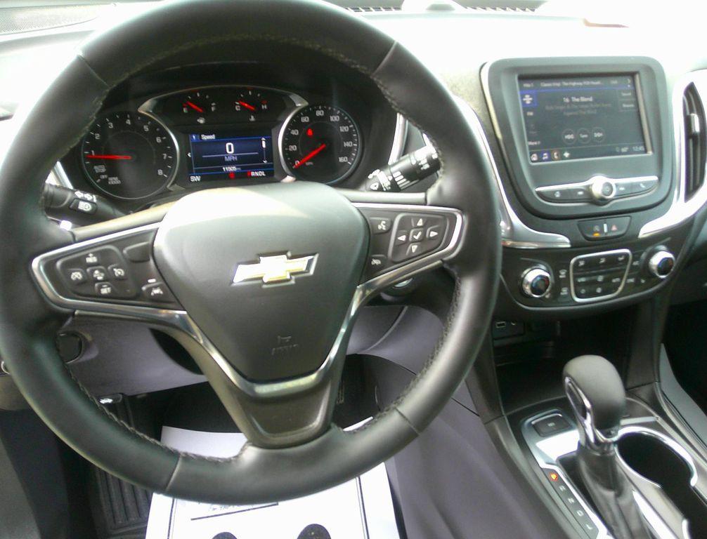 used 2024 Chevrolet Equinox car, priced at $27,800