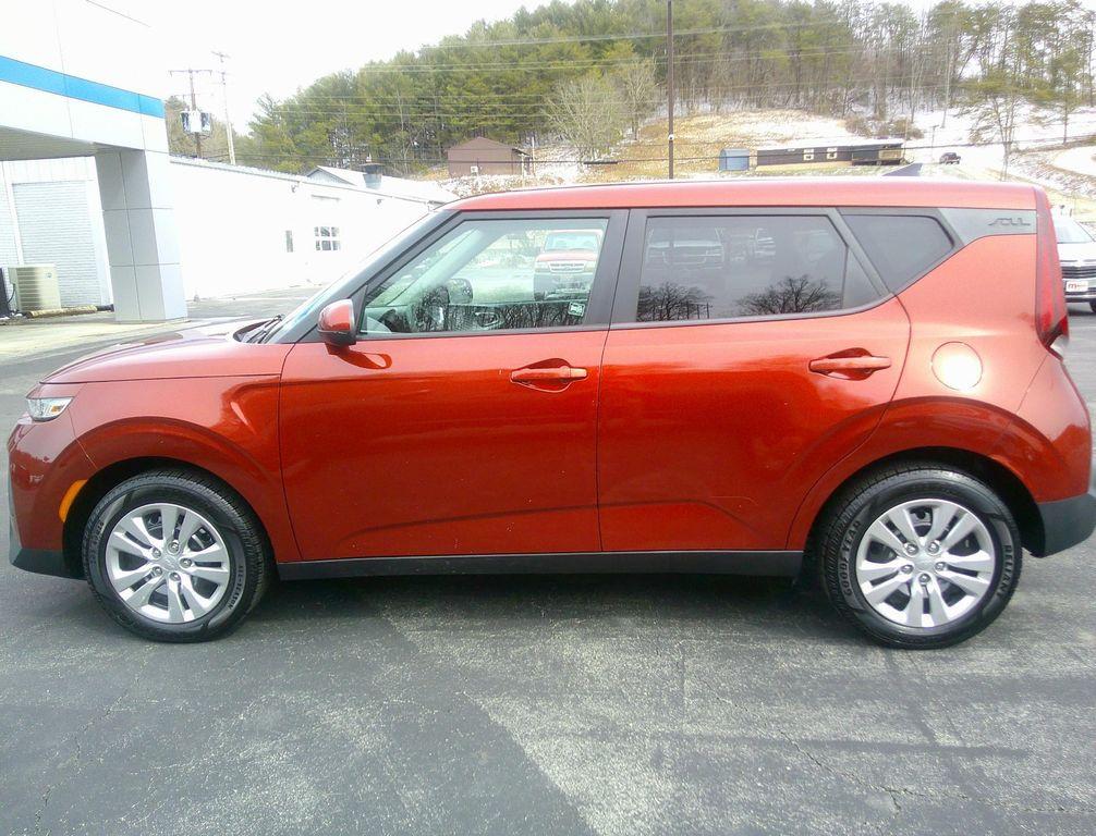 used 2022 Kia Soul car, priced at $13,900