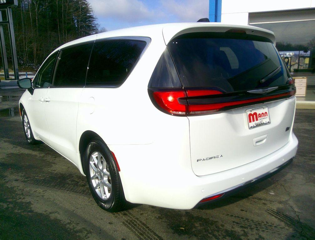 used 2024 Chrysler Pacifica car, priced at $31,850