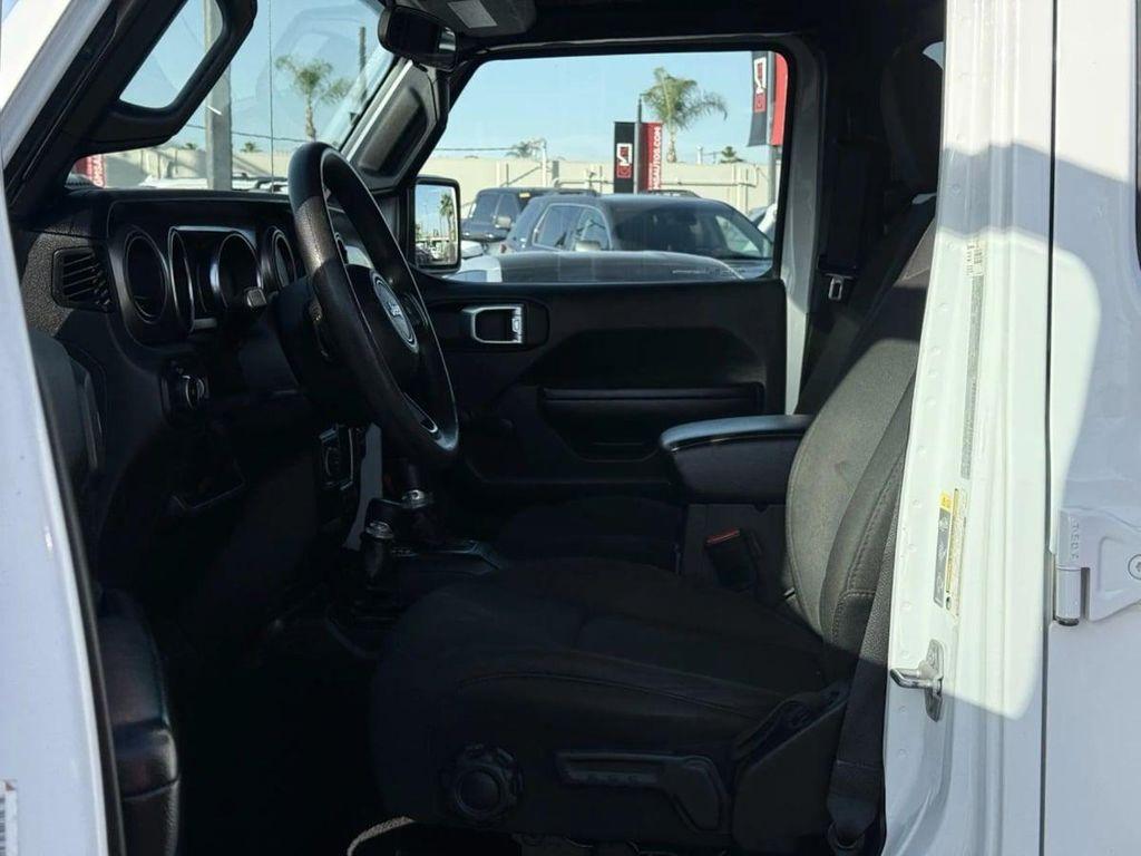 used 2021 Jeep Wrangler Unlimited car, priced at $25,333