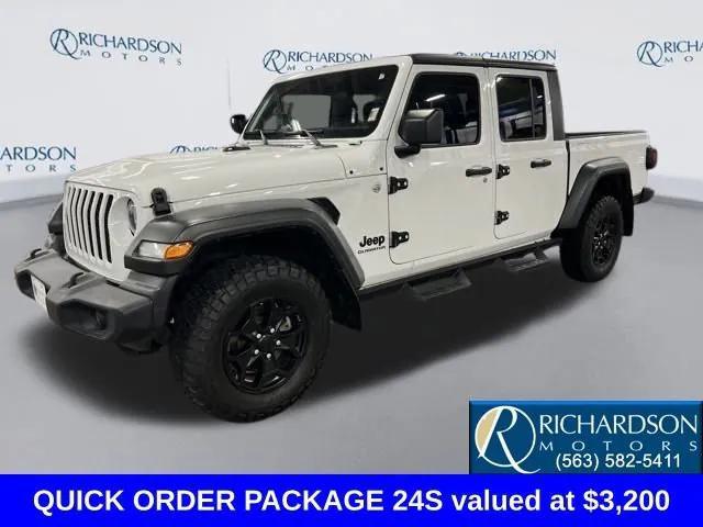 used 2020 Jeep Gladiator car, priced at $23,808