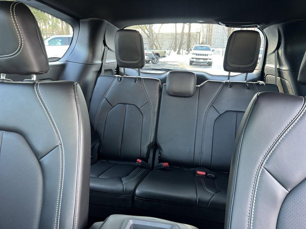 new 2026 Chrysler Pacifica car, priced at $44,622