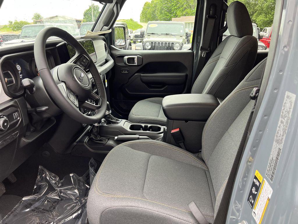 new 2026 Jeep Wrangler car, priced at $49,652