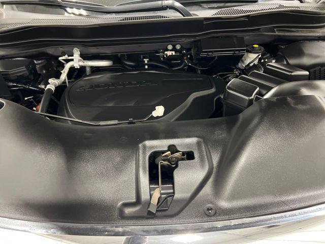 used 2021 Honda Pilot car, priced at $26,854