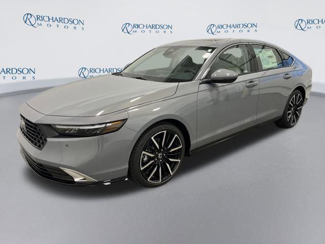 new 2025 Honda Accord Hybrid car, priced at $37,147