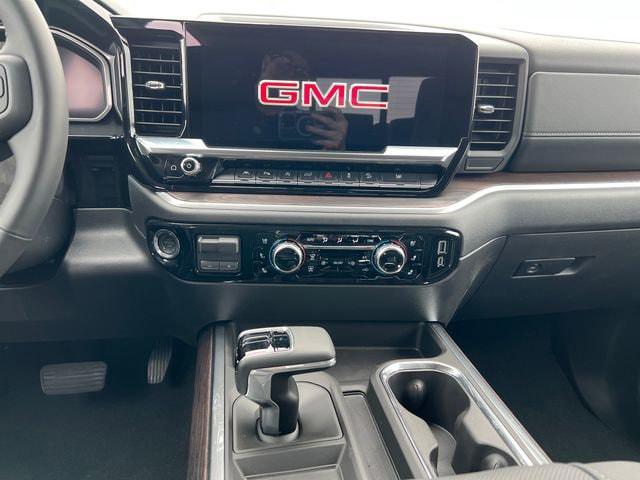 new 2026 GMC Sierra 1500 car, priced at $57,995