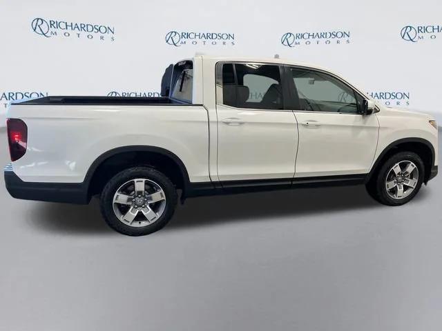 used 2025 Honda Ridgeline car, priced at $34,760