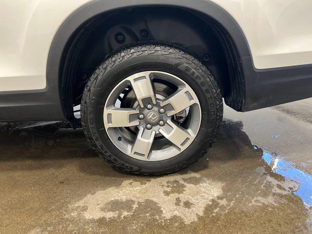 used 2025 Honda Ridgeline car, priced at $34,760