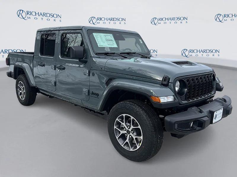 new 2026 Jeep Gladiator car, priced at $50,127