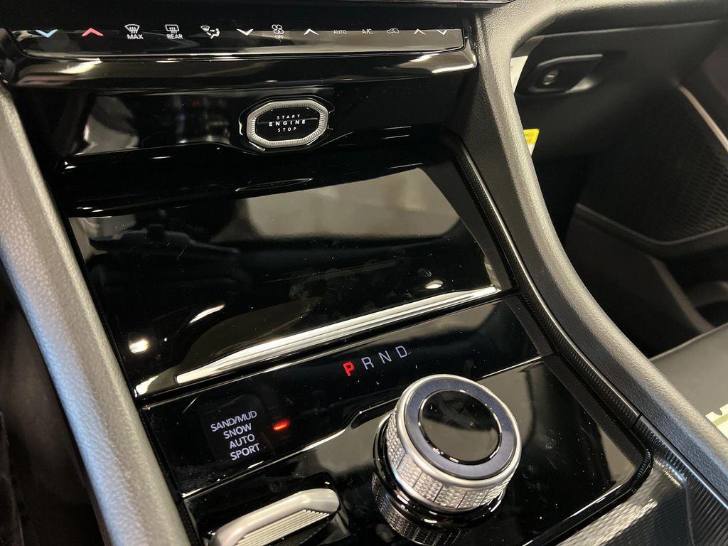 new 2026 Jeep Grand Cherokee car, priced at $48,783